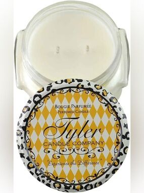 NWOT Tyler Candle Company Pristine 22oz jar candle